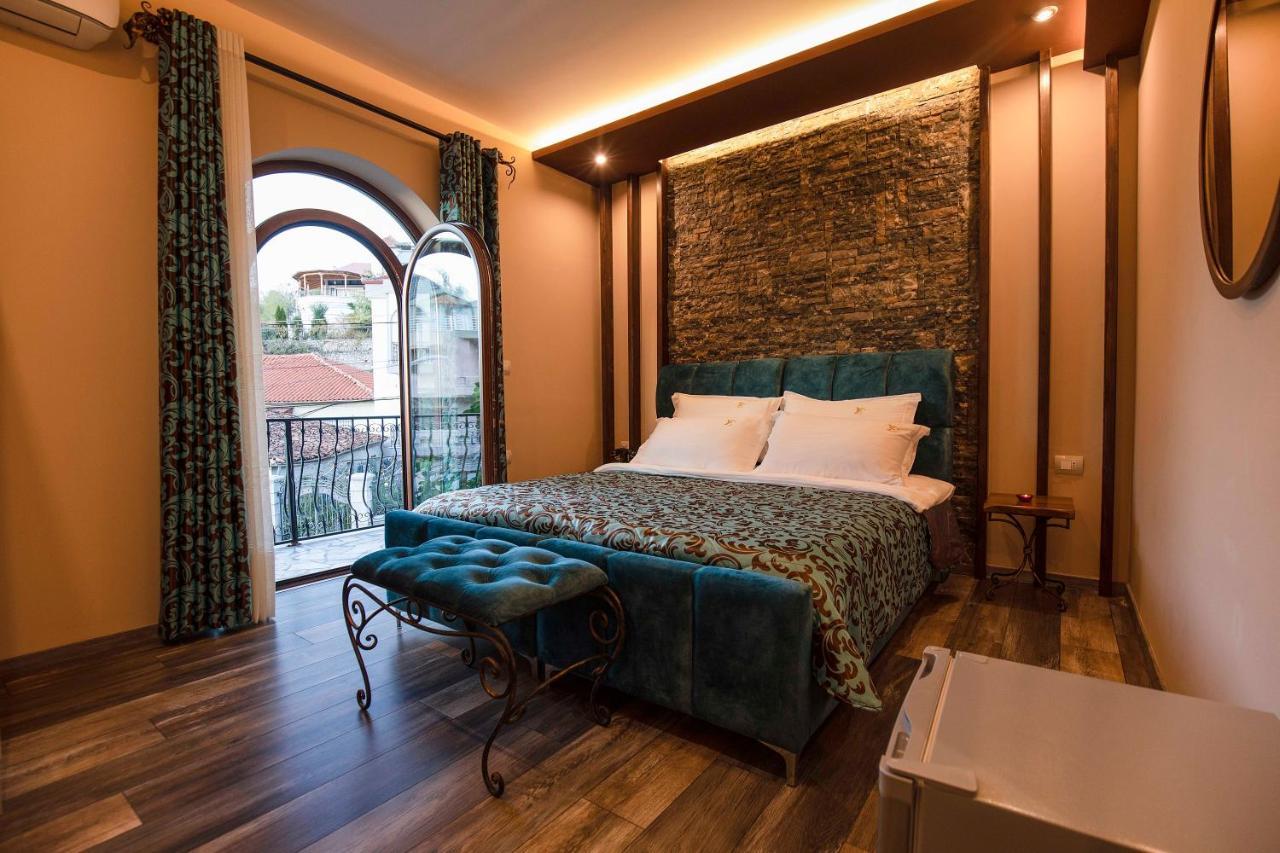 Vila Eden Boutique Hotel Korce Exterior foto
